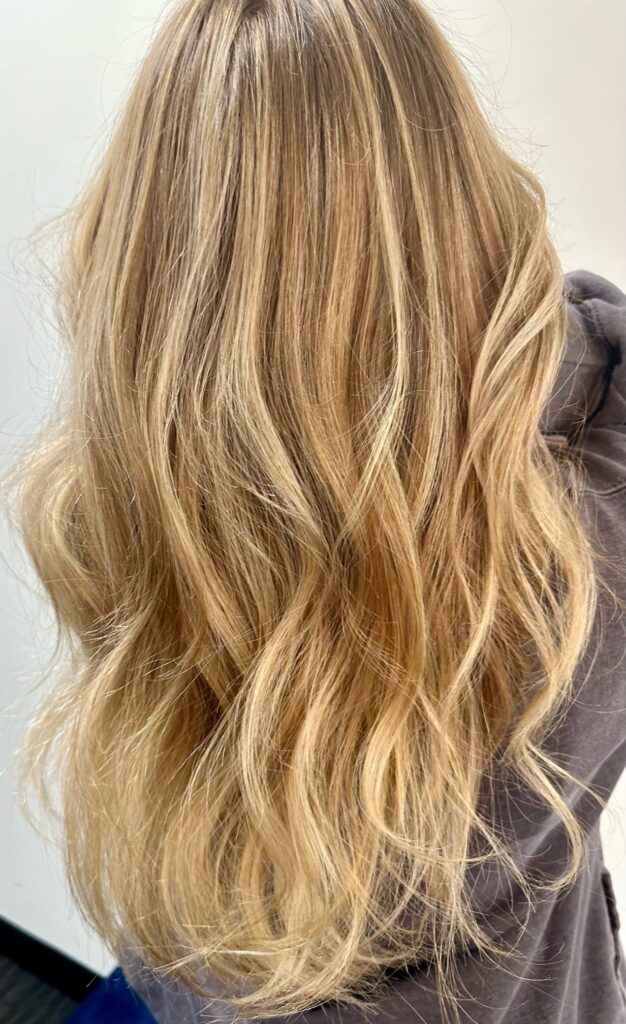 Balayage or Foil Highlights?! - Avalanche Salon & Spa